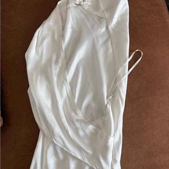 DISSH White Maxi Dress - Picture 8 of 15